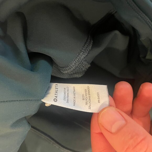 Athleta Laser Cut Contender Tight Size L - Picture 5 of 5